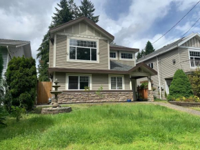 2 Bedroom 1 Bath in SHARE HOUSE at Coquitlam Central Mall & skytrain